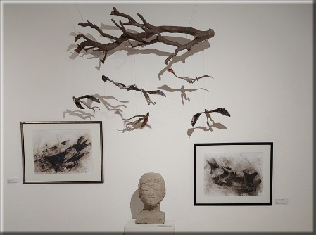 Saatkrähen und Vogelmenschen